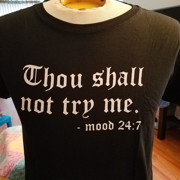 Expressive T-shirts (new) - Picture 2 of 6